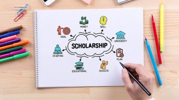 How many scholarships Fulbright grant every year